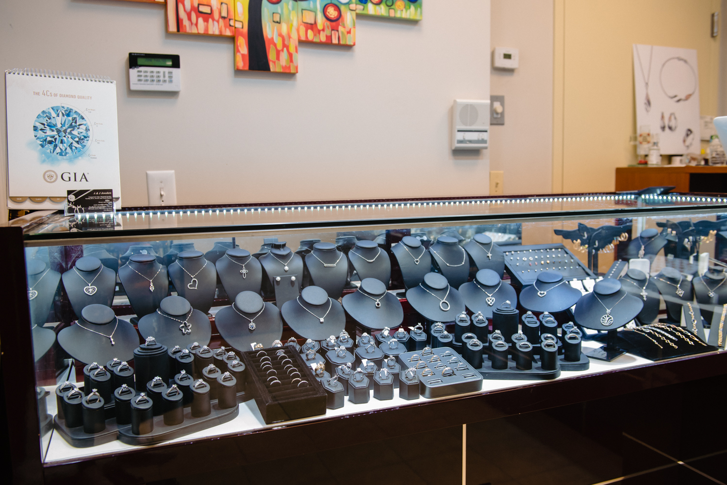 A&J Jewelers store showcase 4
