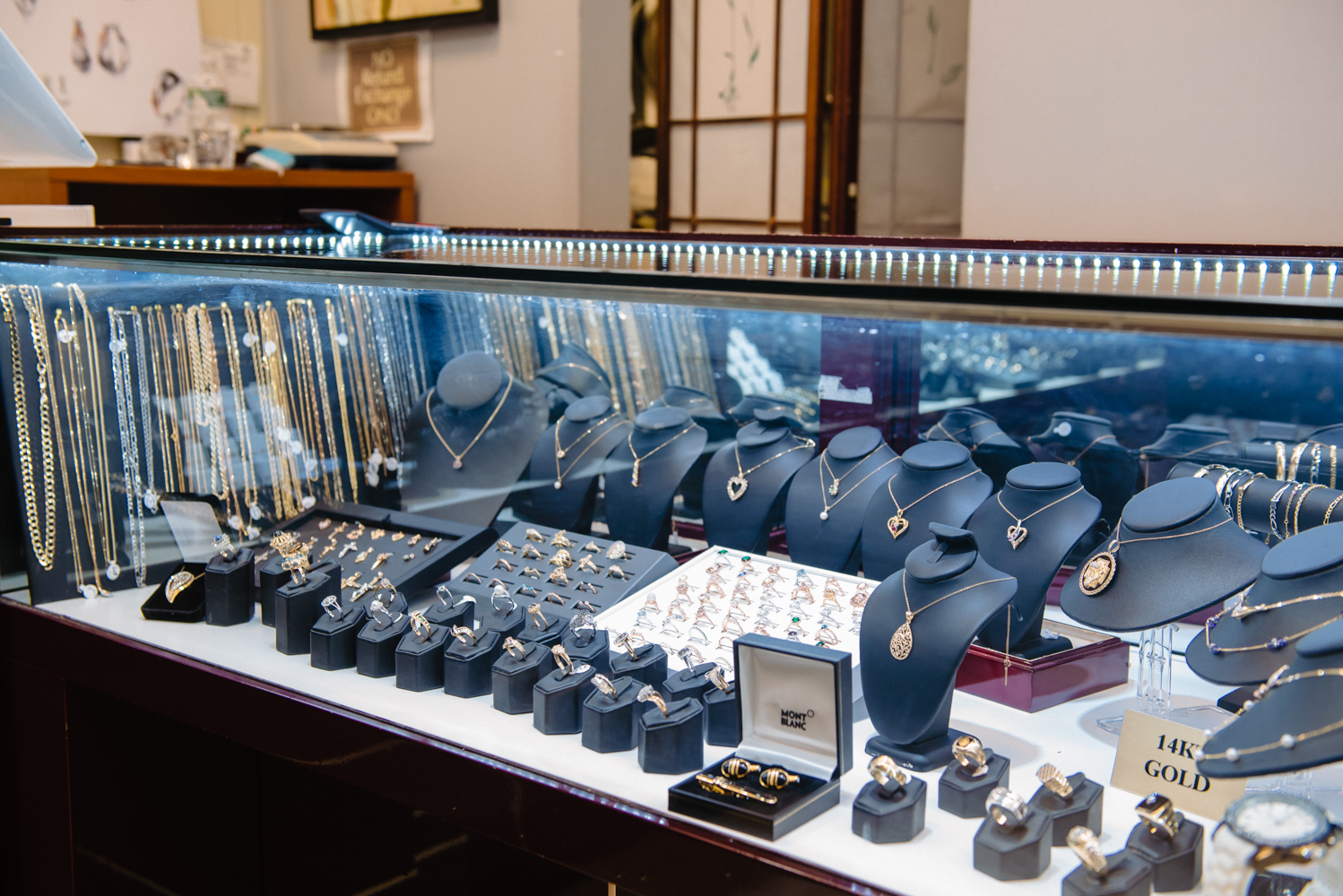A&J Jewelers store showcase 6